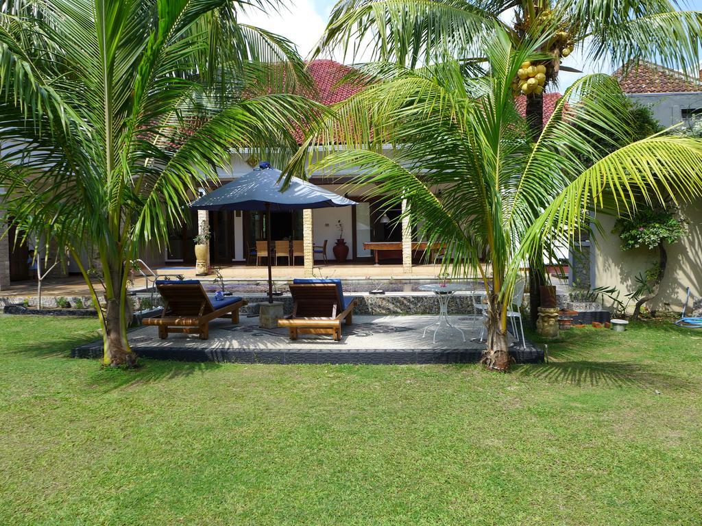 Villa Stella Garden Senggigi Exterior photo